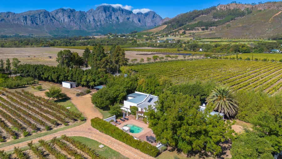 7 Bedroom Property for Sale in Franschhoek Western Cape